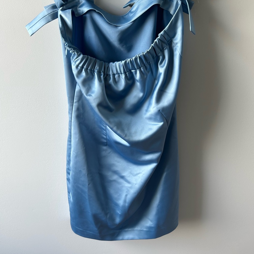 Bernadette light blue August bow detailed satin cape mini dress - Picture 9 of 10